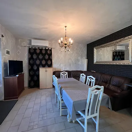 New Big Butterfly - 2024 - Free Parking - Special Offer Δωμάτια σε οικογενειακή κατοικία